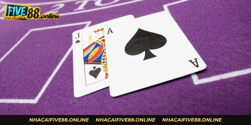 Blackjack FIVE88 hấp dẫn qua những màn đấu trí 21
